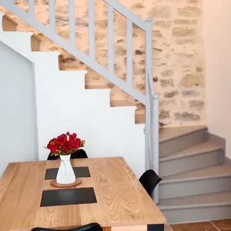 펜션 Maison De Village Renovee *